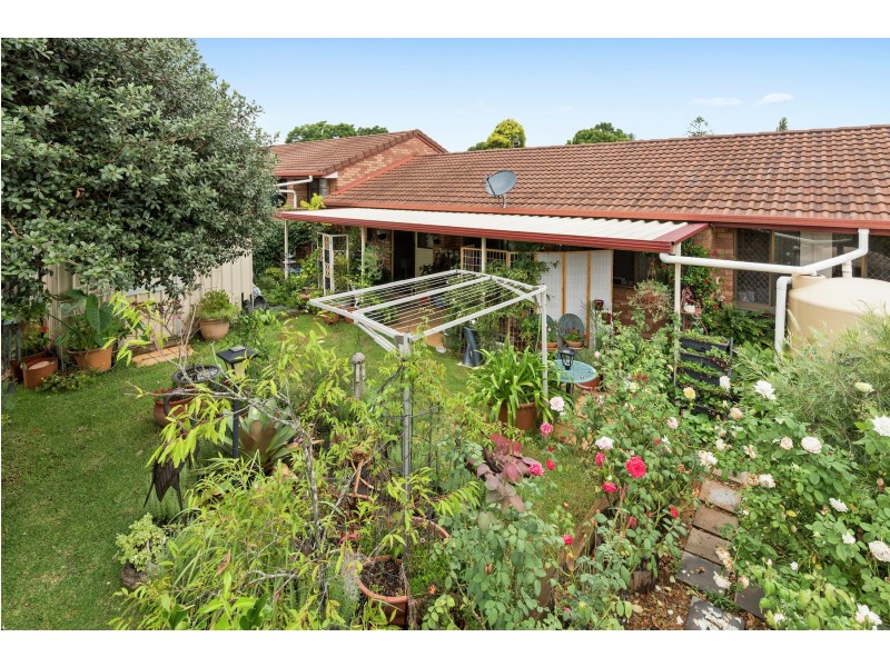 8/301 Bridge Street, Newtown QLD 4350