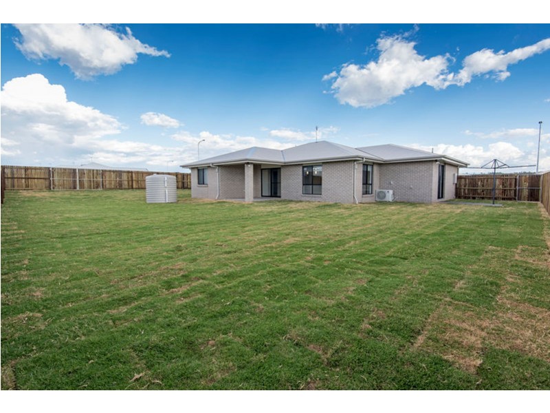 4 Magpie Drive, Cambooya QLD 4358