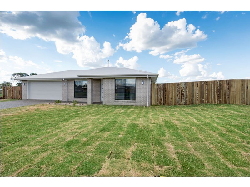 4 Magpie Drive, Cambooya QLD 4358