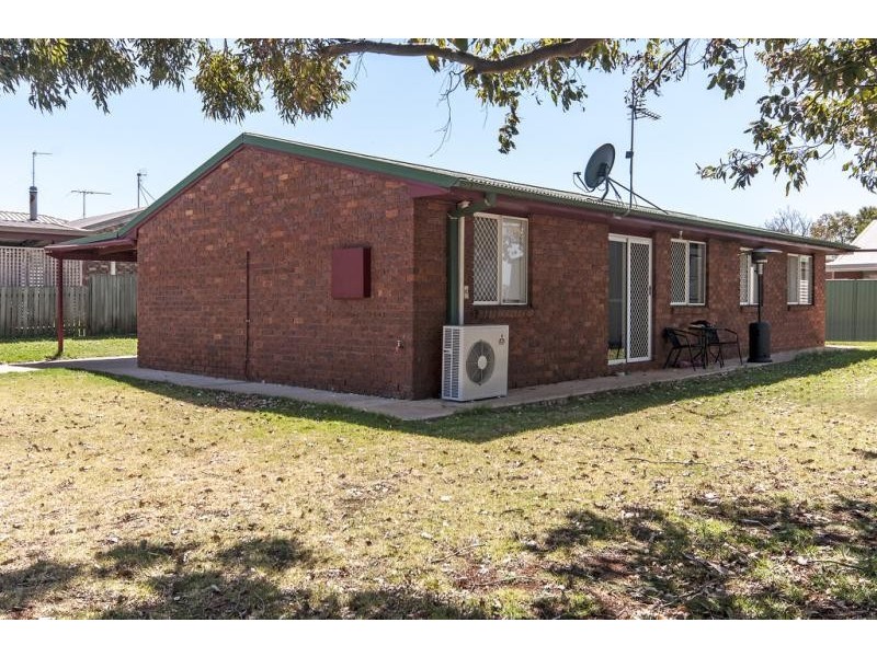 388 Boundary Street, Wilsonton QLD 4350