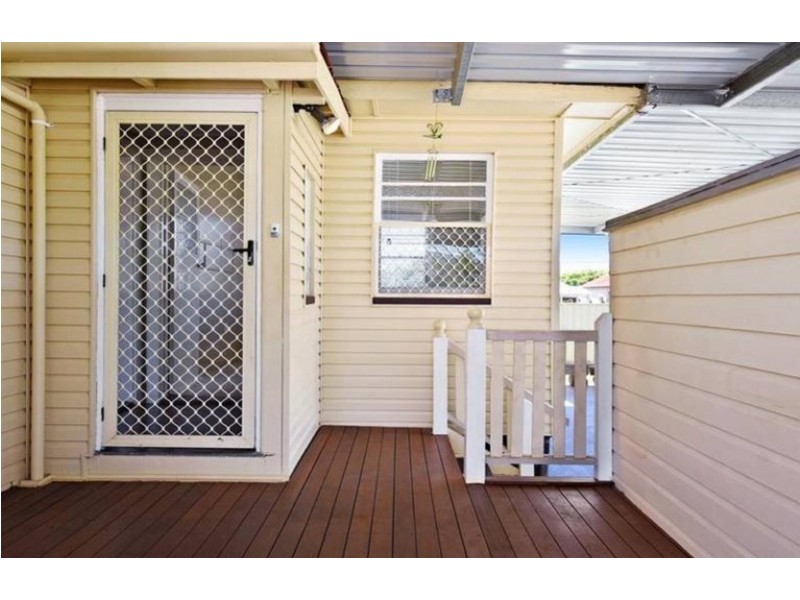 2 Ranfurley Street, Newtown QLD 4350