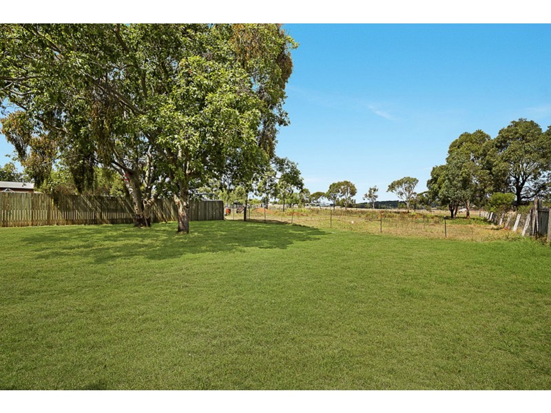 22 Harth Street, Goombungee QLD 4354