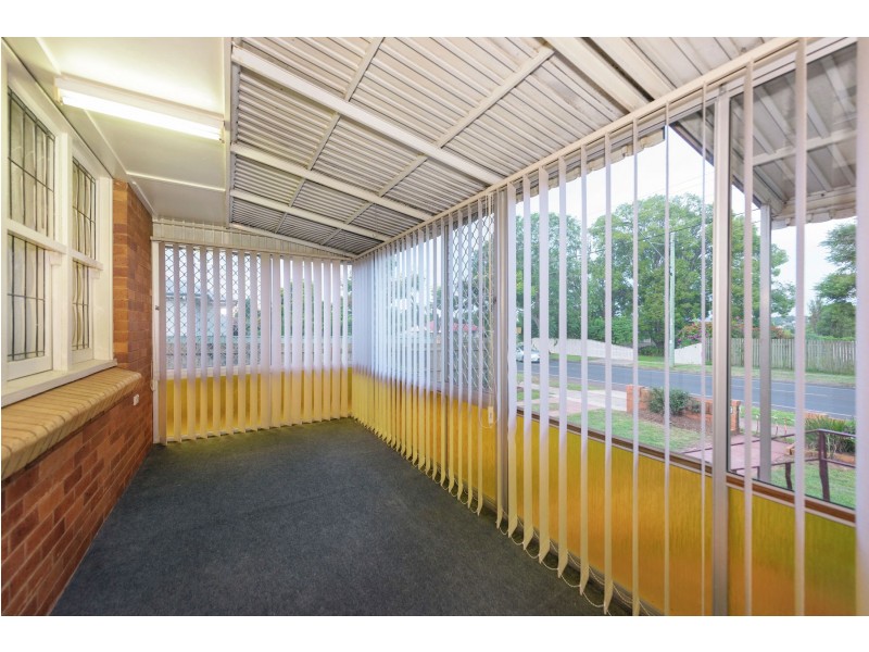293B West Street, Harristown QLD 4350