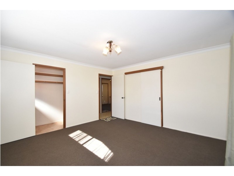 4 Ferguson Road, Westbrook QLD 4350