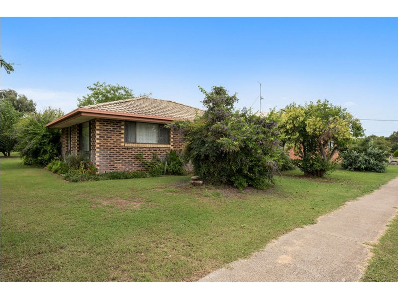 8 Fisher Street, Clifton QLD 4361