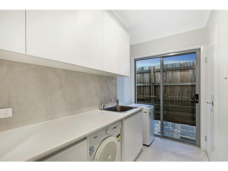 8 Wild Street, Westbrook QLD 4350