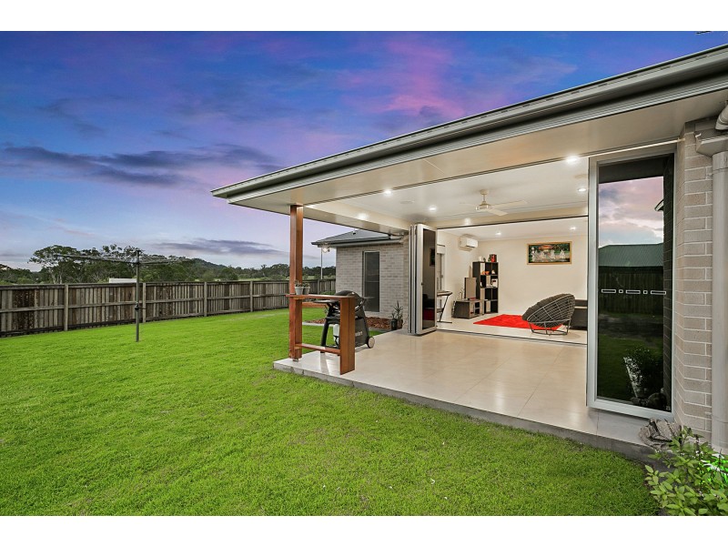 8 Wild Street, Westbrook QLD 4350