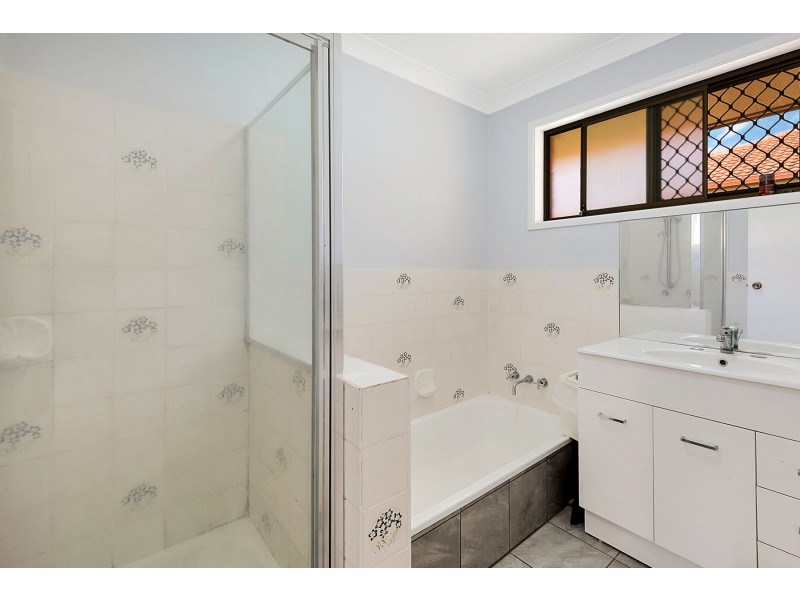 82 Rowbotham Street, Rangeville QLD 4350
