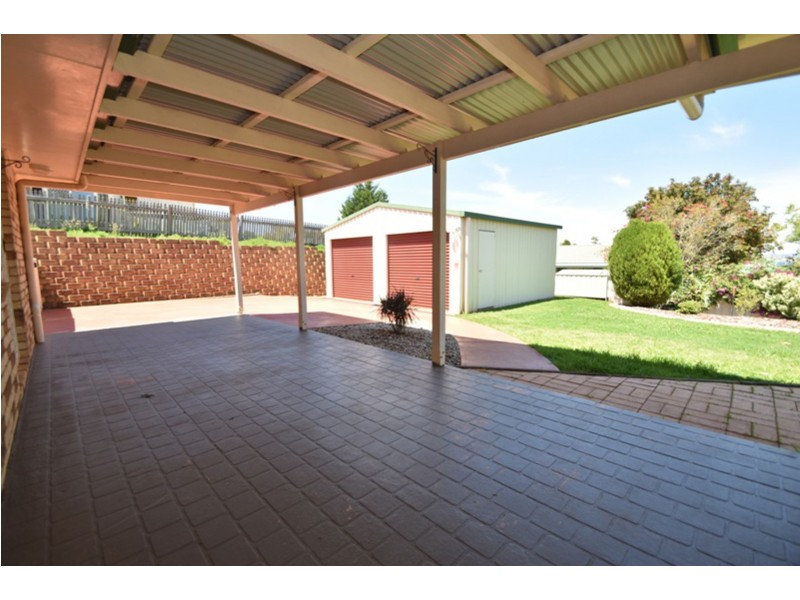 44 Barlow Street, Wilsonton QLD 4350
