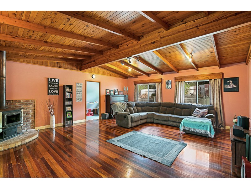 715 Murphys Creek Road, Upper Lockyer QLD 4352