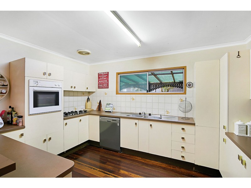 715 Murphys Creek Road, Upper Lockyer QLD 4352