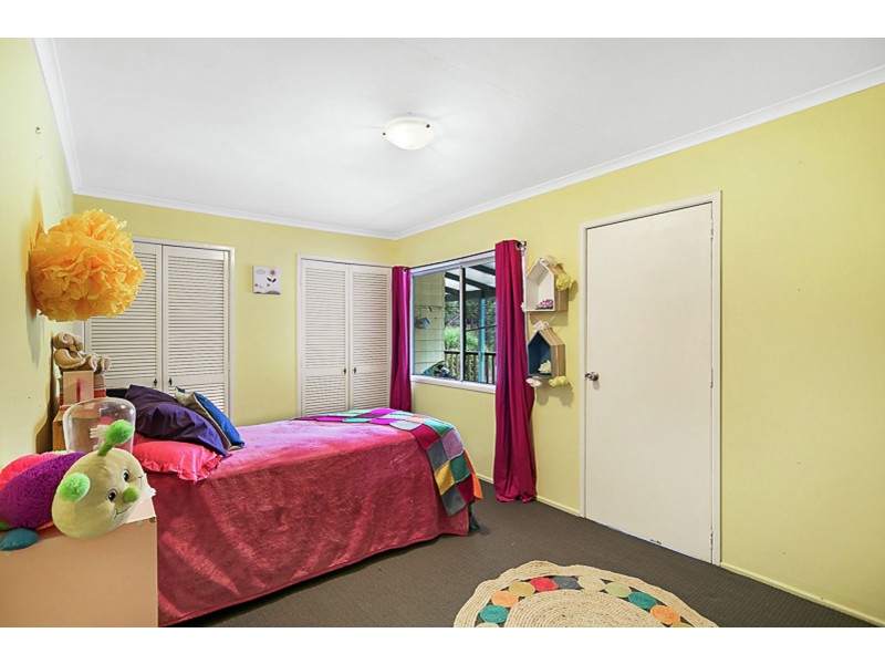 715 Murphys Creek Road, Upper Lockyer QLD 4352