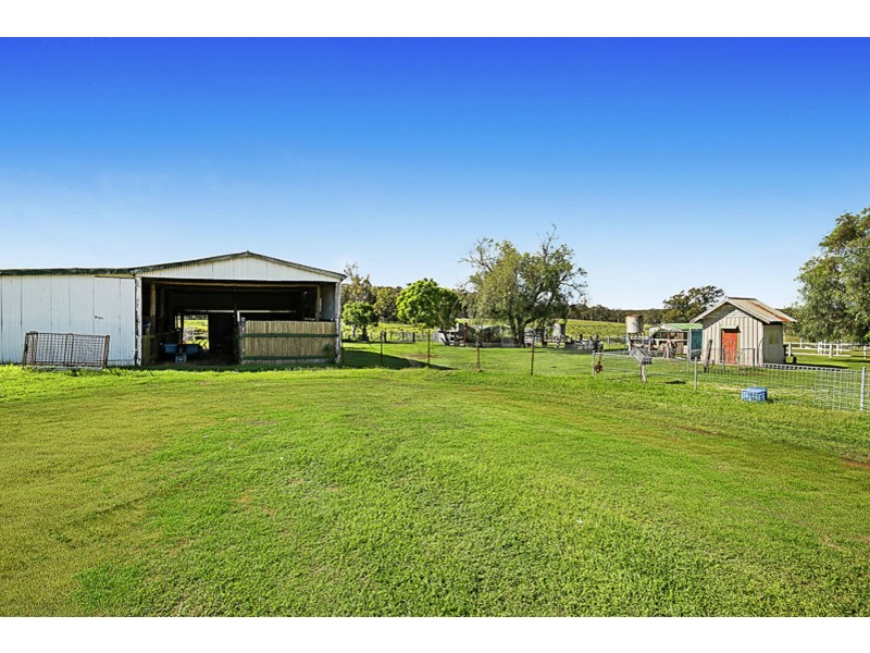 2322 Pechey-Maclagan Road, Goombungee QLD 4354