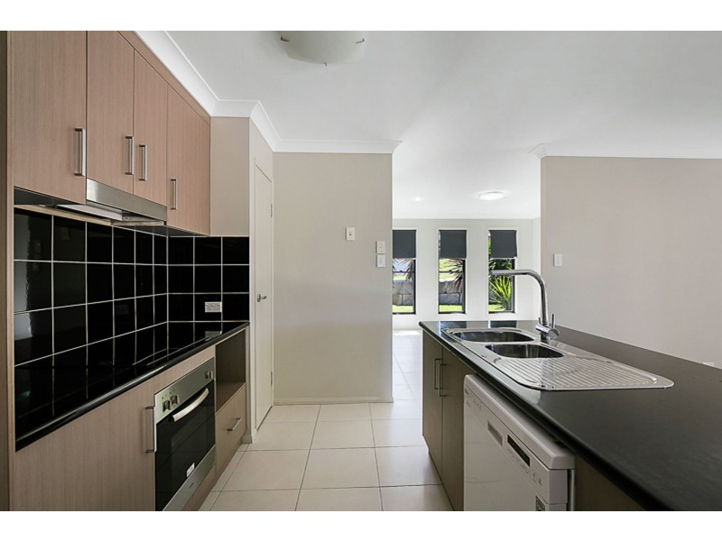 38 Whitman Street, Westbrook QLD 4350