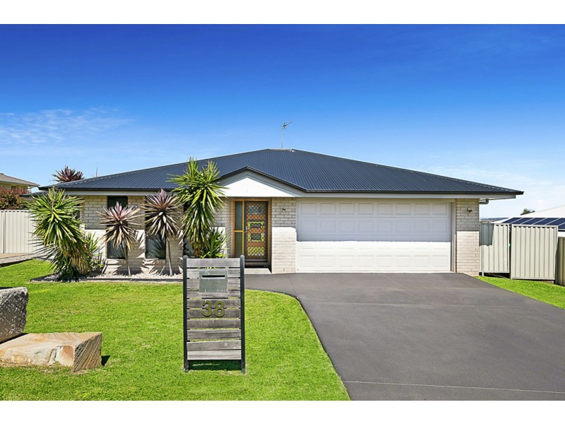 38 Whitman Street, Westbrook QLD 4350