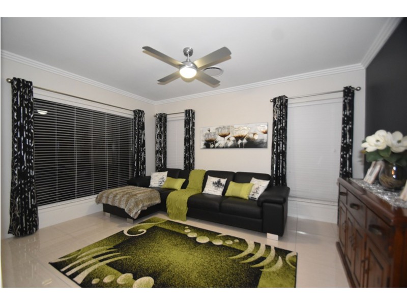 35 Polzin Road, Highfields QLD 4352