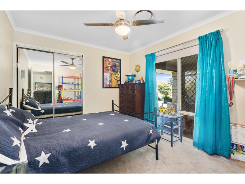 10 Marlowe Court, Westbrook QLD 4350