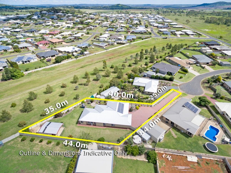 10 Marlowe Court, Westbrook QLD 4350