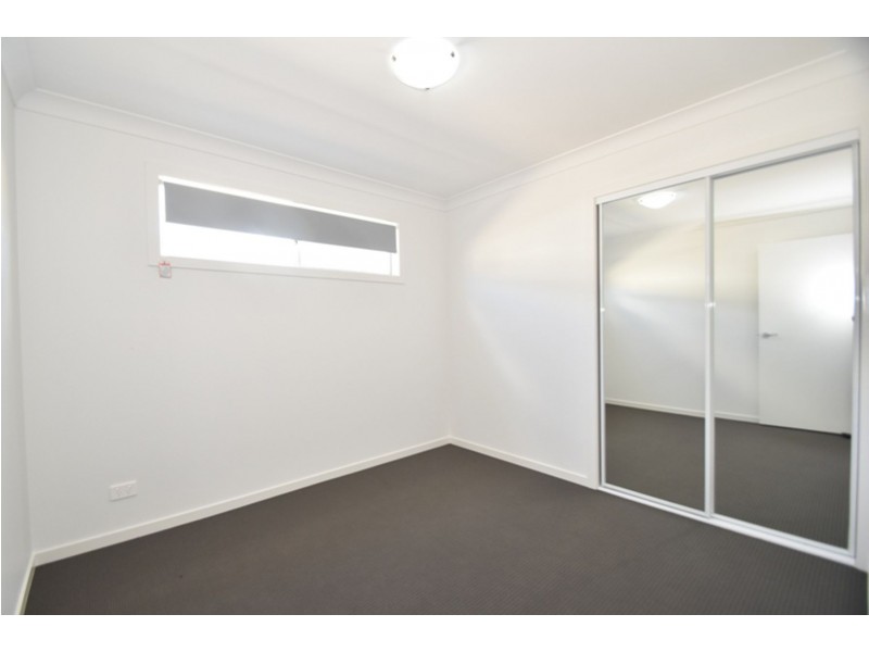 2/12 Glenwood Street, Glenvale QLD 4350