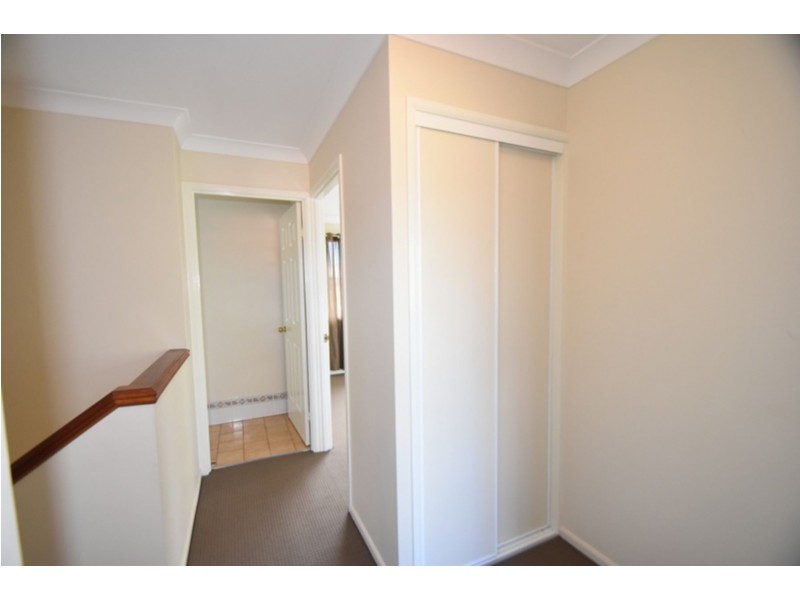 1/2-6 Roser Close, Kearneys Spring QLD 4350