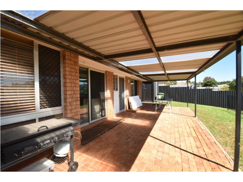 37 Champagne Crescent, Wilsonton Heights QLD 4350