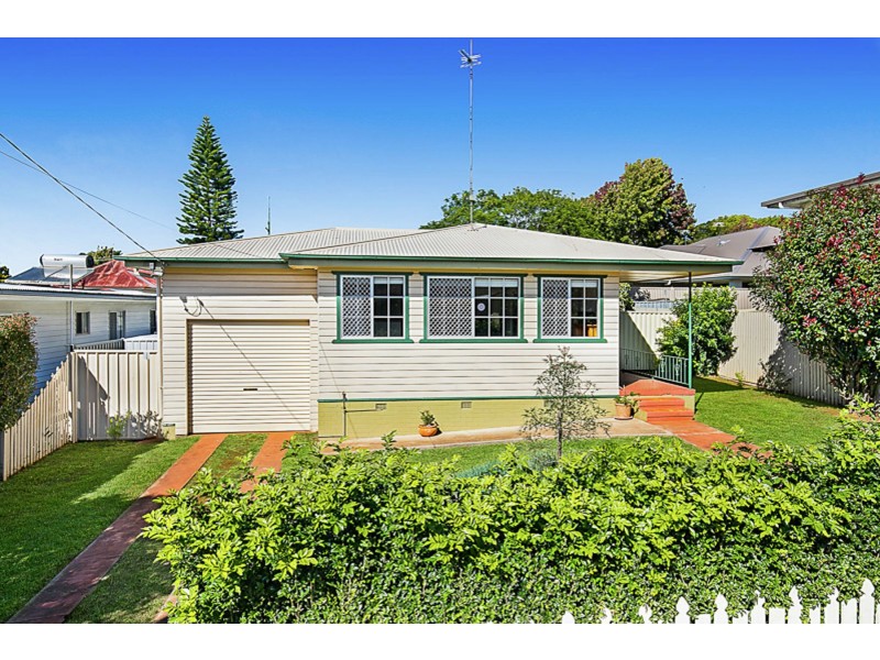 20 Dalgleish Street, South Toowoomba QLD 4350