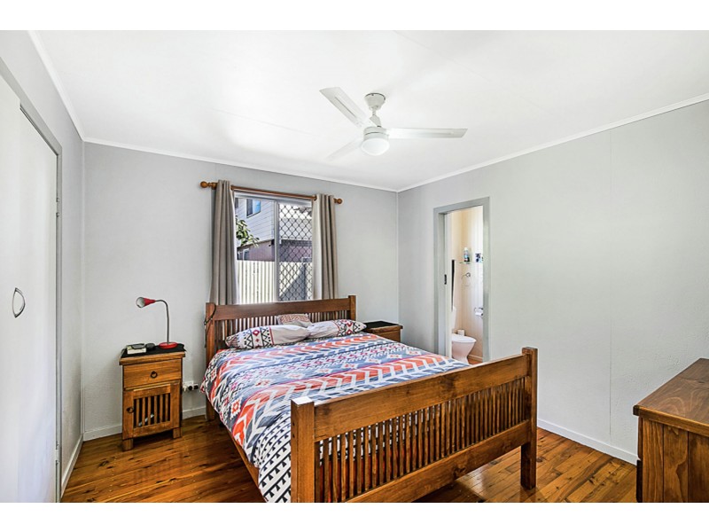20 Dalgleish Street, South Toowoomba QLD 4350