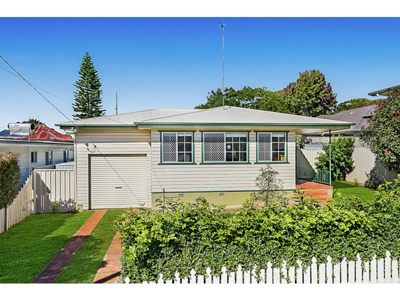 20 Dalgleish Street, South Toowoomba QLD 4350