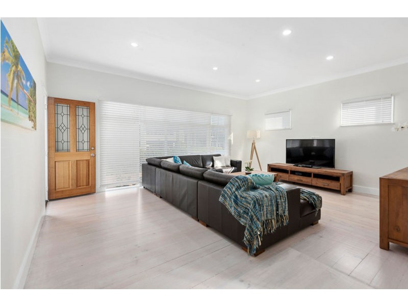 343 Margaret Street, Newtown QLD 4350