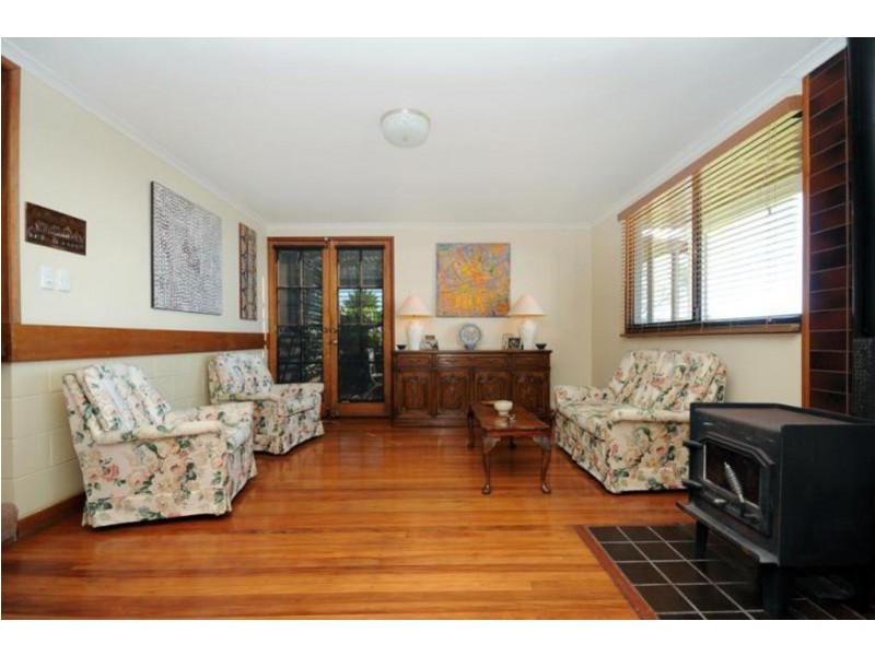 1 Gilmour Court, Harlaxton QLD 4350