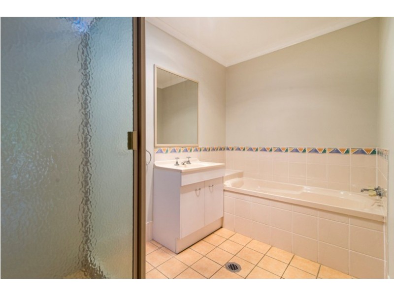 2/10 Cohoe Street, East Toowoomba QLD 4350