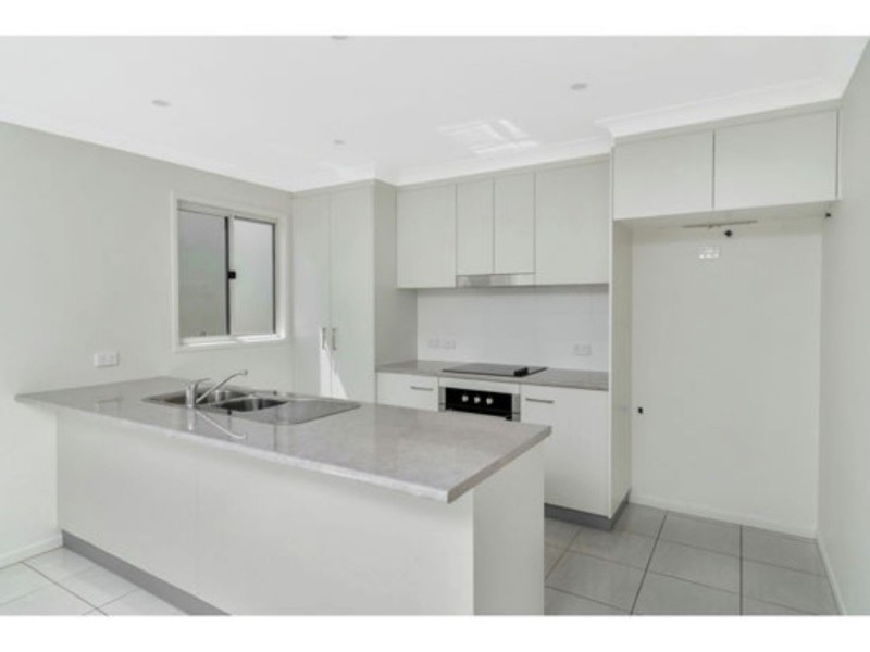 2/40 Isaac Street, North Toowoomba QLD 4350