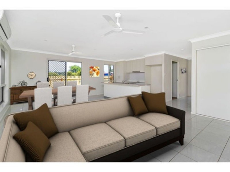 2/40 Isaac Street, North Toowoomba QLD 4350