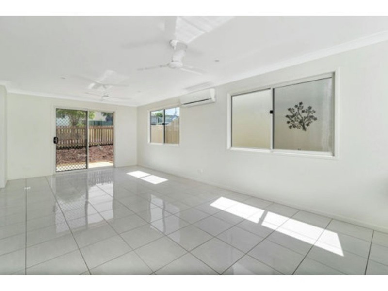 2/40 Isaac Street, North Toowoomba QLD 4350