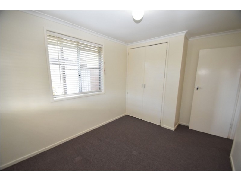 2/24 Chopin Street, Rockville QLD 4350