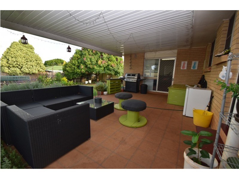 26 Honey Street, Harristown QLD 4350