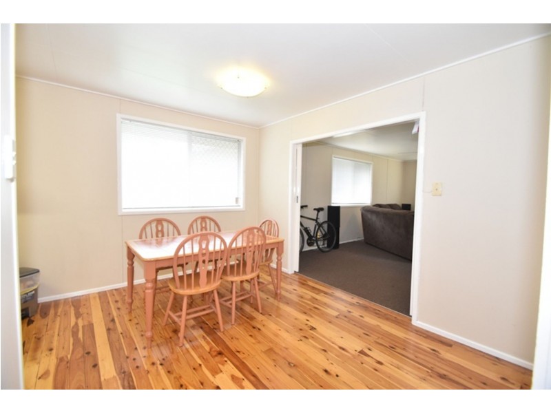 15 Dalgleish Street, South Toowoomba QLD 4350