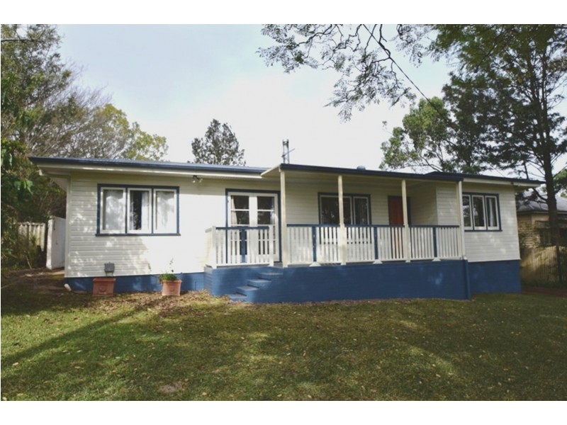 4 Perry Street, Harlaxton QLD 4350