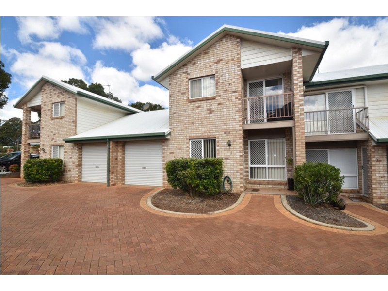 2/19a Gladstone Street, Newtown QLD 4350