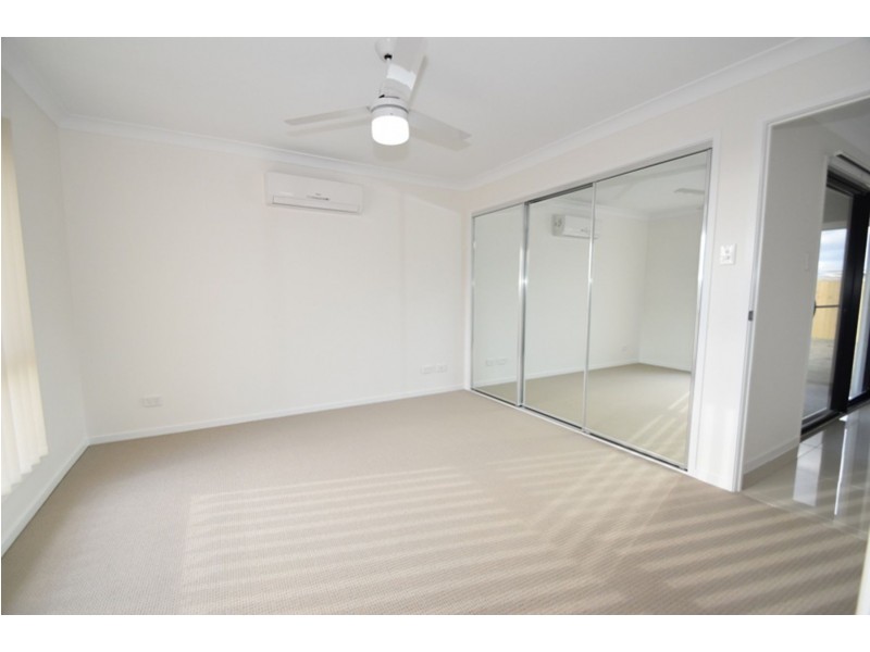 39 Mia Street, Wyreema QLD 4352