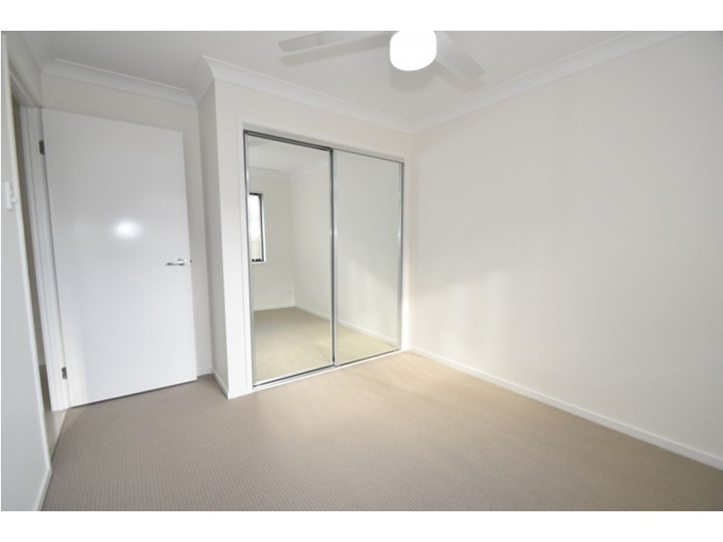 39 Mia Street, Wyreema QLD 4352