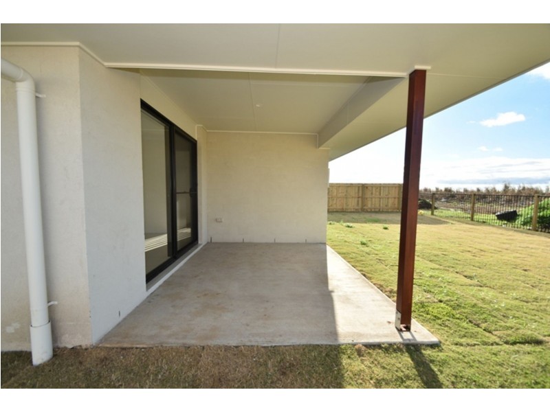 39 Mia Street, Wyreema QLD 4352