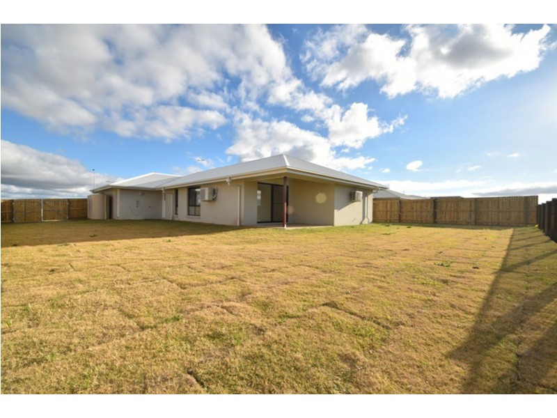 39 Mia Street, Wyreema QLD 4352