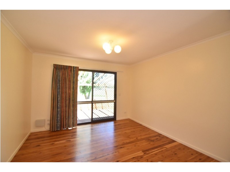 1/14 Damian Crescent, Kearneys Spring QLD 4350
