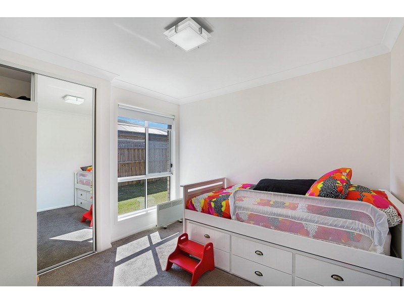 61 Edwin Street, Westbrook QLD 4350