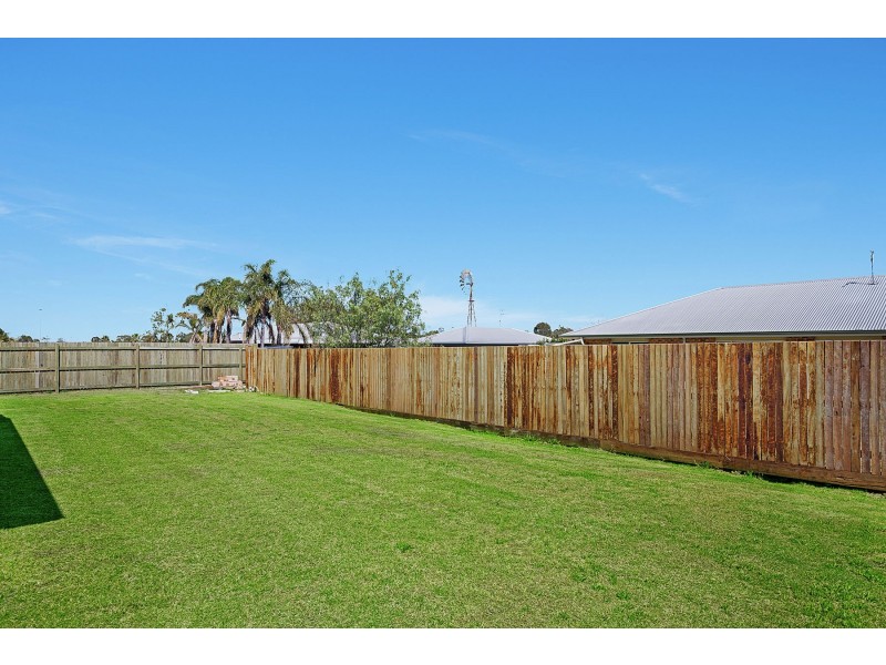 61 Edwin Street, Westbrook QLD 4350