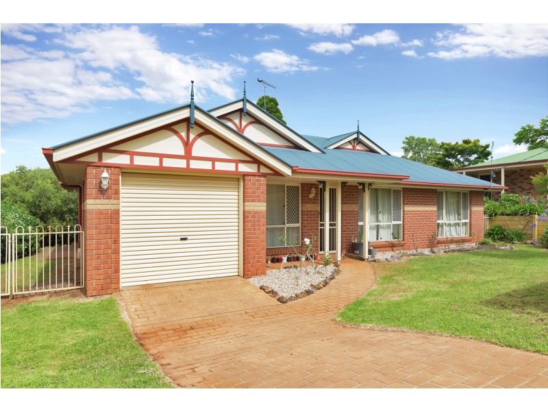 11 Elizabeth Kenny Court, Harristown QLD 4350