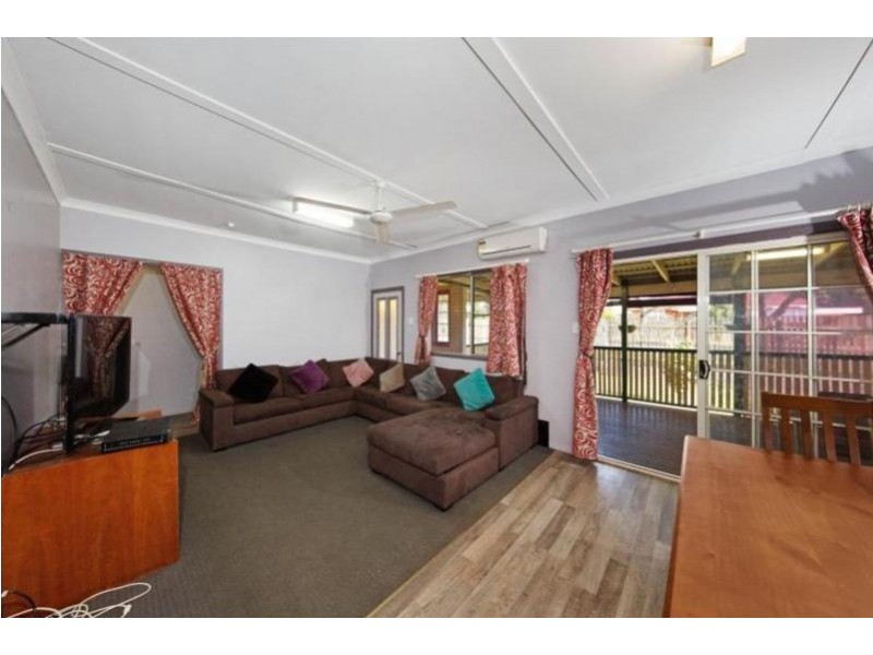 230 West Street, South Toowoomba QLD 4350