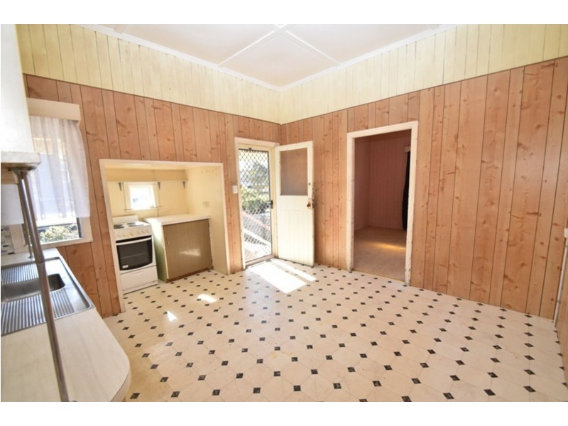 9 William Street, East Toowoomba QLD 4350