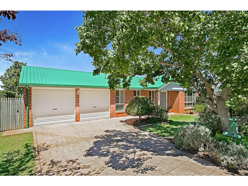 18 Satinwood Court, Glenvale QLD 4350